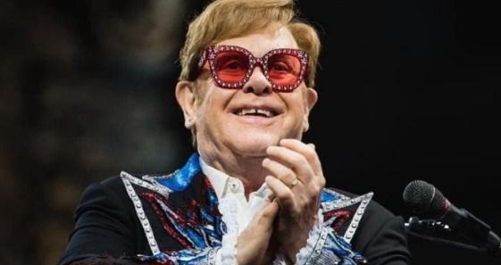 Elton John no apoya el cambio en la política de Twitter.